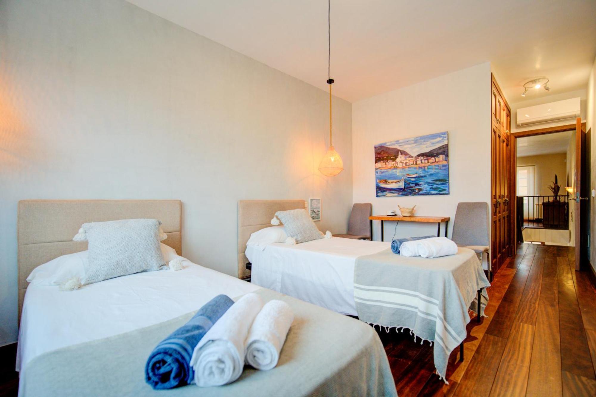 Villa Casa Boutique Xalam " Piscina Climatizada, Jacuzzi, Billar " Sant Lluís Esterno foto