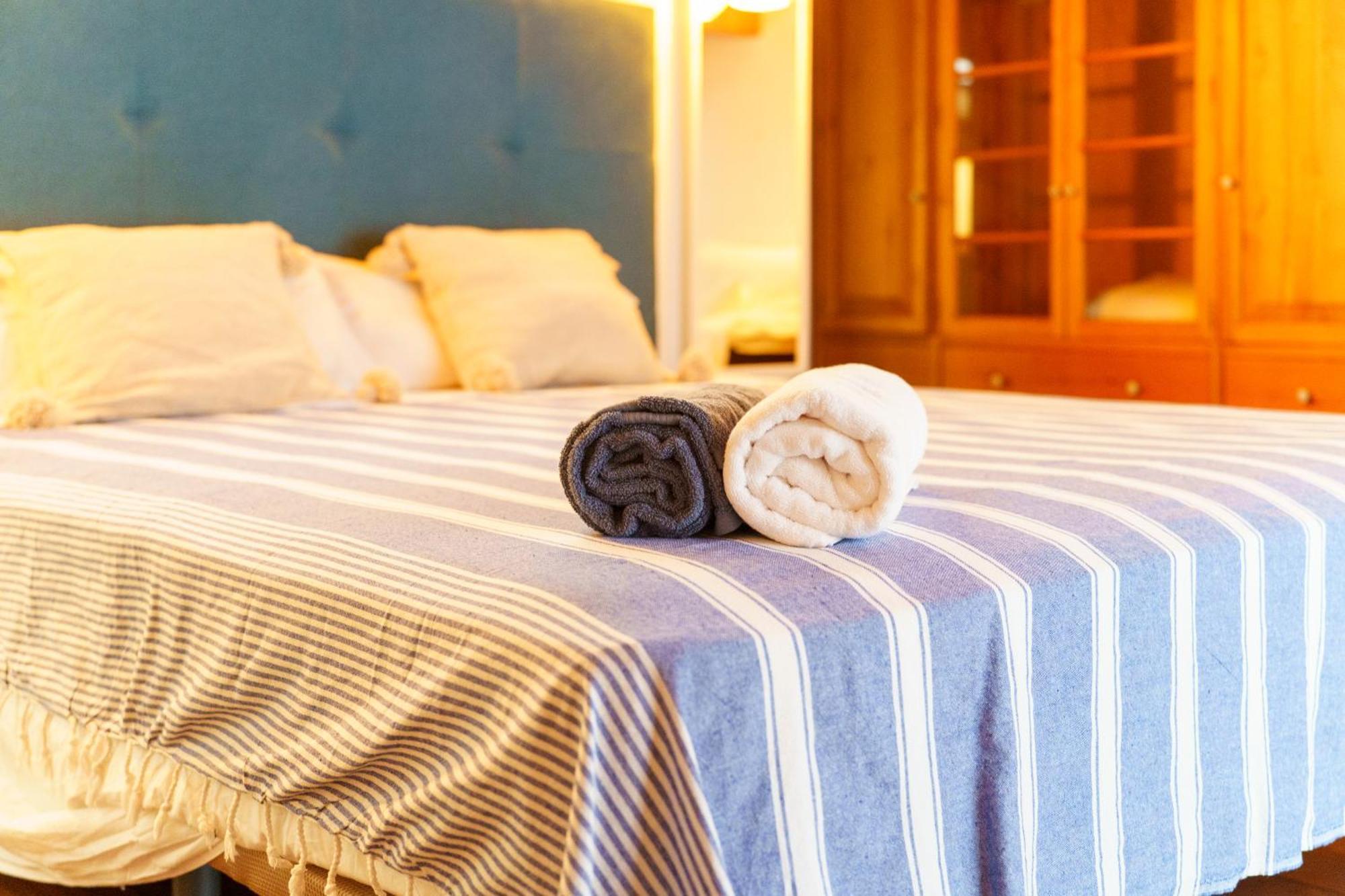 Villa Casa Boutique Xalam " Piscina Climatizada, Jacuzzi, Billar " Sant Lluís Esterno foto